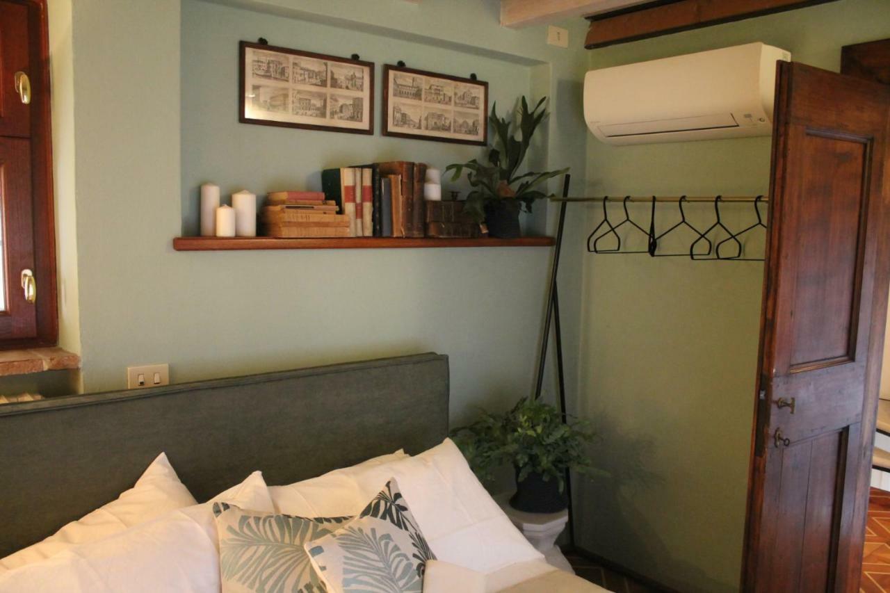 Little Garden Hotel เตรวิโซ ภายนอก รูปภาพ